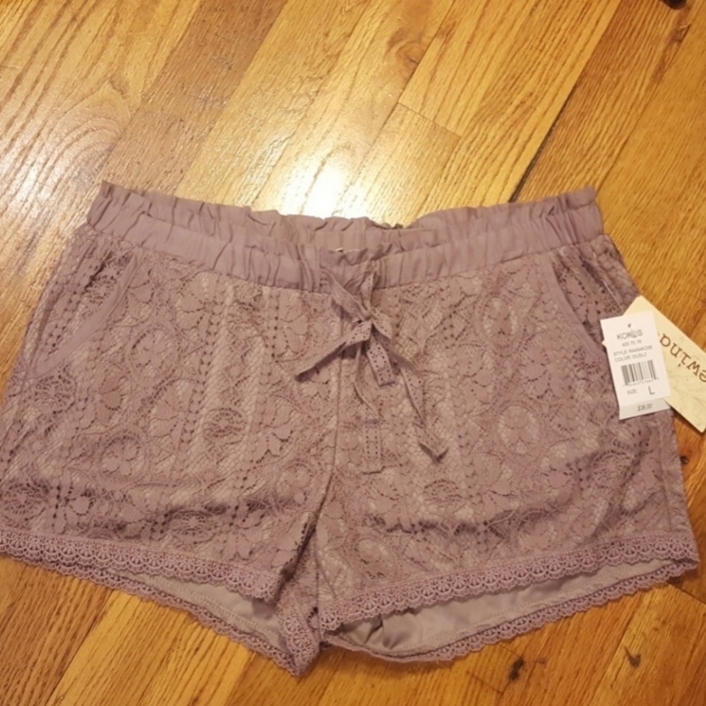 Rewind Lavender Lace Shorts